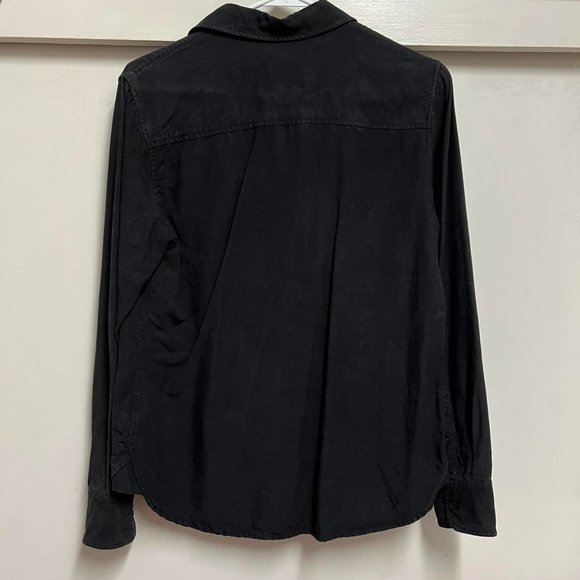 Tradlands 101 Martine in Black Tencel Button Up - Picture 2 of 4